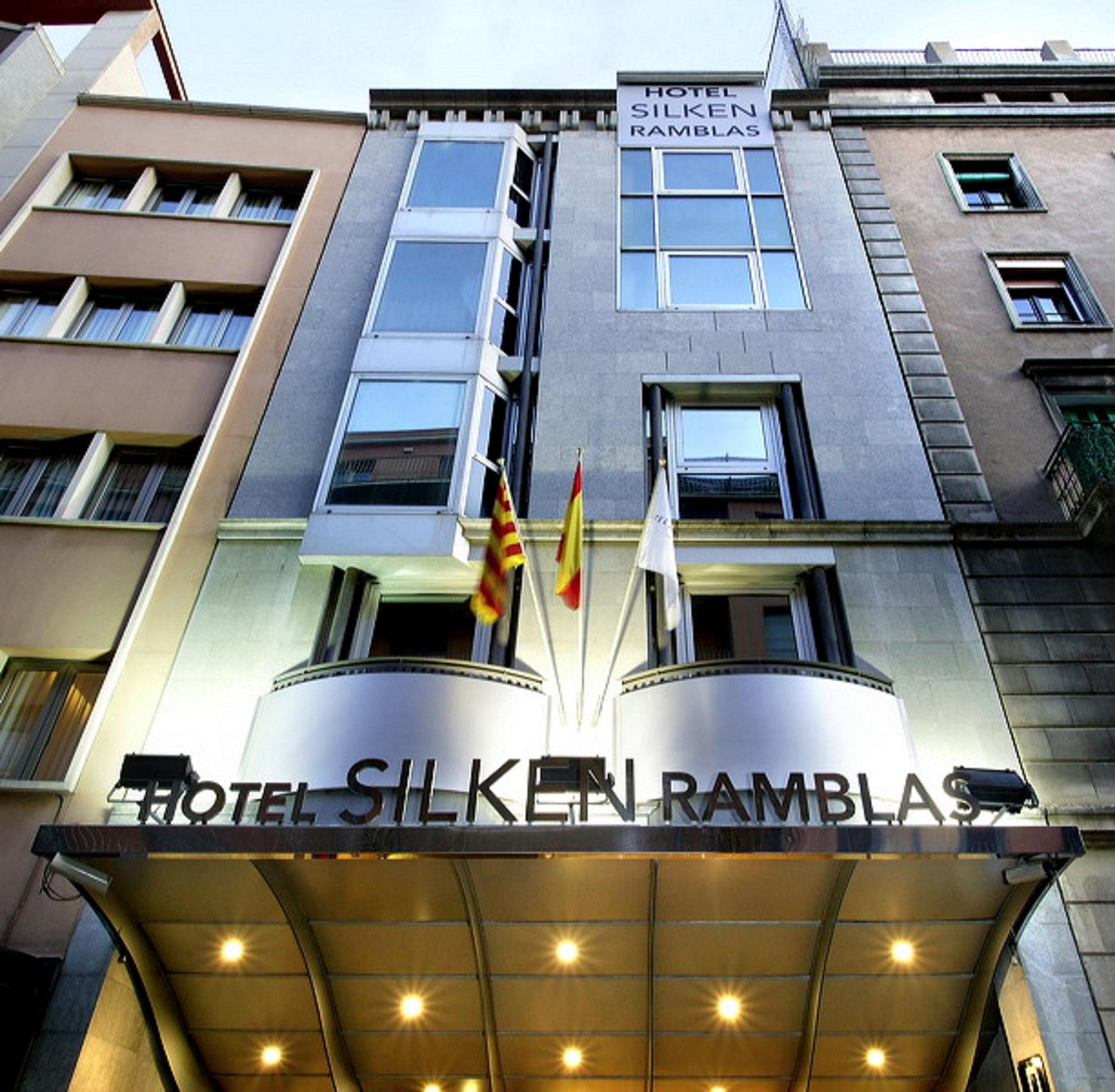 ホテル シルケン ランブラス バルセロナ エクステリア 写真